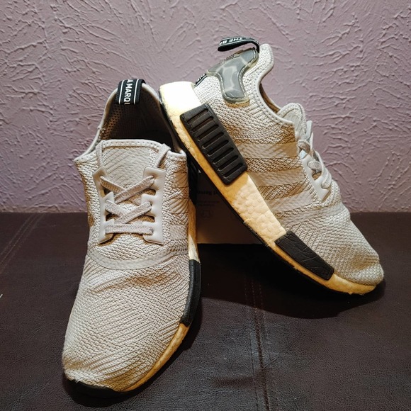 adidas NMD R1 Grey Camo Heel B37617 Size US Mens 8 - Picture 1 of 8